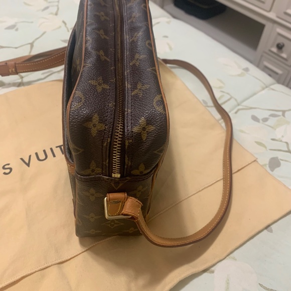 Handbag - Picture 3 of 6